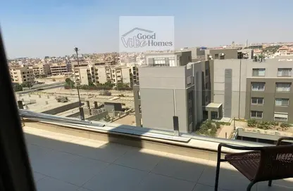 Penthouse - 3 Bedrooms - 3 Bathrooms for sale in Palm Hills Village Gate - South Investors Area - New Cairo City - Cairo