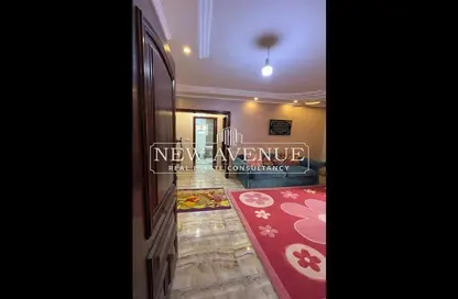 Apartment - 2 Bedrooms - 1 Bathroom for sale in Al Ashrafiya - North Investors Area - New Cairo City - Cairo