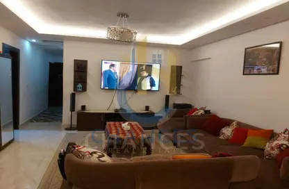 Apartment - 3 Bedrooms - 2 Bathrooms for sale in 50th Street - Zahraa El Maadi - Hay El Maadi - Cairo