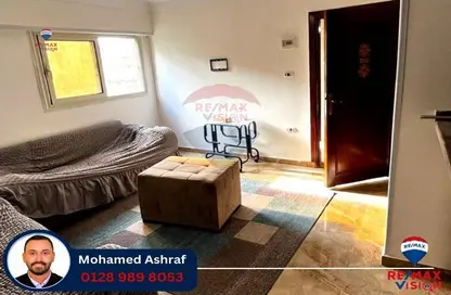 Apartment - 3 Bedrooms - 1 Bathroom for rent in Mogamaa Miami St. - Miami - Hay Awal El Montazah - Alexandria