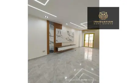 Apartment - 3 Bedrooms - 2 Bathrooms for sale in Gate 4 - Mena - Hadayek El Ahram - Giza