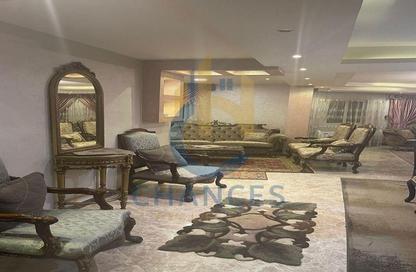 Apartment - 4 Bedrooms - 4 Bathrooms for sale in Al Esraa St. - El Mearag City - Zahraa El Maadi - Hay El Maadi - Cairo