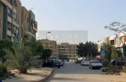 Apartment - 3 Bedrooms - 2 Bathrooms for sale in 1st District - Sheikh Zayed City - Giza