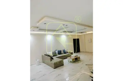 Apartment - 2 Bedrooms - 3 Bathrooms for rent in 8th District - Sheikh Zayed City - Giza