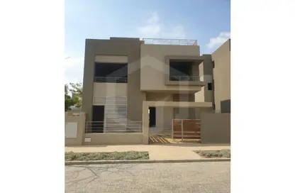 Villa - 4 Bedrooms - 4 Bathrooms for sale in Palm Hills WoodVille - Al Wahat Road - 6 October City - Giza