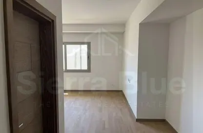 Apartment - 2 Bedrooms - 3 Bathrooms for rent in The Sierras - Uptown Cairo - Mokattam - Cairo