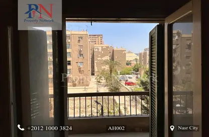 Apartment - 2 Bedrooms - 1 Bathroom for sale in Al Imdad  and  Al Tamween St. - Masaken Al Mohandesin - Nasr City - Cairo