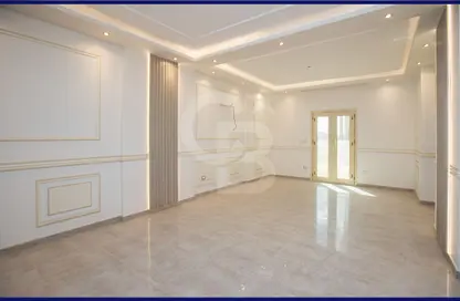 Apartment - 4 Bedrooms - 2 Bathrooms for sale in El Safwa - New Smouha - Smouha - Hay Sharq - Alexandria