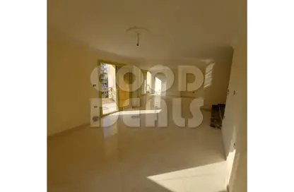 Apartment - 3 Bedrooms - 2 Bathrooms for sale in Ard El Golf - Heliopolis - Masr El Gedida - Cairo