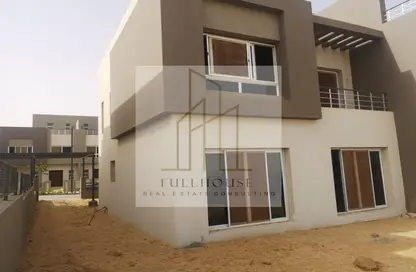 Townhouse - 3 Bedrooms - 3 Bathrooms for sale in Etapa - Sheikh Zayed Compounds - Sheikh Zayed City - Giza