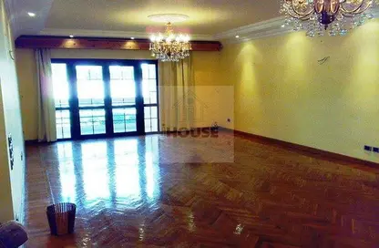 Apartment - 3 Bedrooms - 3 Bathrooms for rent in Zayed 2000 - 4th District - Sheikh Zayed City - Giza