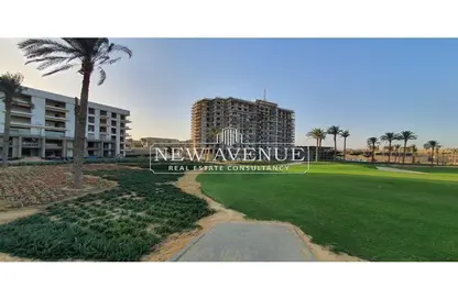 Apartment - 3 Bedrooms - 4 Bathrooms for sale in Golf Side - Uptown Cairo - Mokattam - Cairo