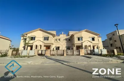 Townhouse - 3 Bedrooms - 4 Bathrooms for sale in Madinaty - Cairo