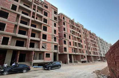 Apartment - 2 Bedrooms - 2 Bathrooms for sale in Golden Park - Cairo - Ismailia Desert Road - Cairo