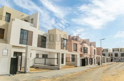 Townhouse - 3 Bedrooms - 3 Bathrooms for sale in Sodic East - 6th District - New Heliopolis - Cairo