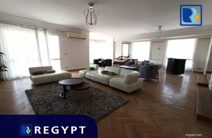 Apartment - 3 Bedrooms - 3 Bathrooms for sale in Sarayat Al Maadi - Hay El Maadi - Cairo