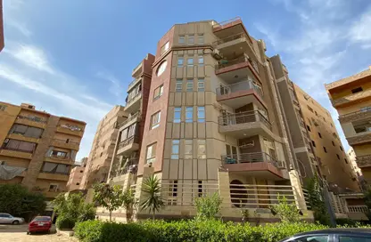 Apartment - 3 Bedrooms - 2 Bathrooms for sale in Baron School Street - Al Hadaba Al Wosta - Mokattam - Cairo