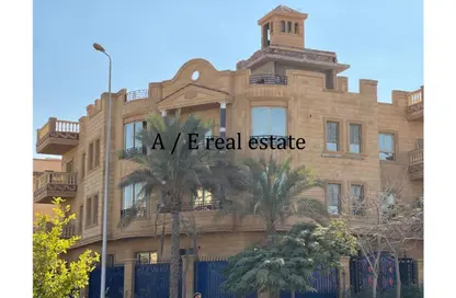 Apartment - 4 Bedrooms - 3 Bathrooms for rent in Al Hekma St. - Sheikh Zayed City - Giza