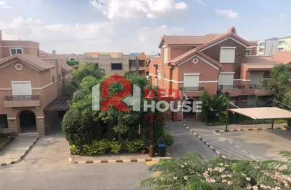 Apartment - 2 Bedrooms - 3 Bathrooms for sale in Green 3 - 2nd District - Sheikh Zayed City - Giza