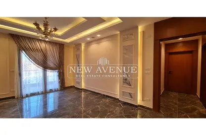 Apartment - 2 Bedrooms - 3 Bathrooms for sale in Eastown - 5th Settlement Compounds - The 5th Settlement - New Cairo City - Cairo