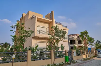 Villa - 6 Bedrooms - 4 Bathrooms for sale in Alma - 2nd District - Sheikh Zayed City - Giza