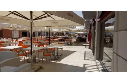 Restaurant - Studio - 2 Bathrooms for sale in The Courtyard - 12th District - Sheikh Zayed City - Giza