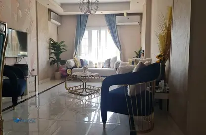 Apartment - 3 Bedrooms - 2 Bathrooms for sale in Street157 - District 4 - The 5th Settlement - New Cairo City - Cairo