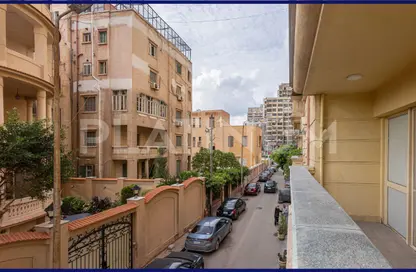 Apartment - 5 Bedrooms - 2 Bathrooms for sale in Kerdahy St. - Roushdy - Hay Sharq - Alexandria