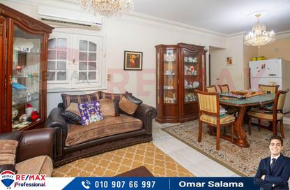 Apartment - 2 Bedrooms - 2 Bathrooms for sale in Mohamed Bahaa Al Din Al Ghouri St. - Smouha - Hay Sharq - Alexandria