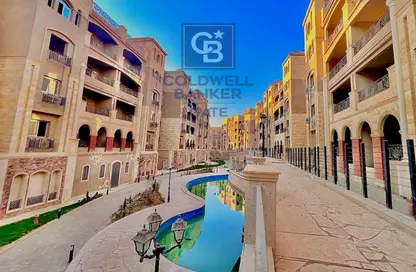 Apartment - 3 Bedrooms - 3 Bathrooms for sale in Rock Vera - 5th Settlement Compounds - The 5th Settlement - New Cairo City - Cairo