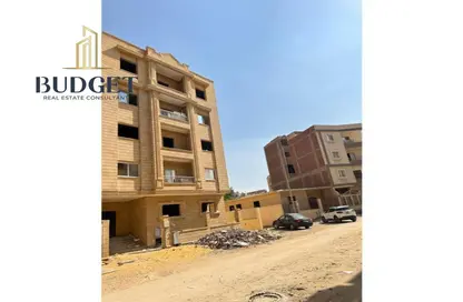 Villa - 4 Bedrooms - 3 Bathrooms for sale in Mohamed Naguib Axis - Abou El Houl - New Cairo City - Cairo