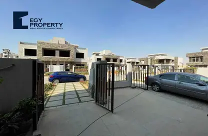 Duplex - 3 Bedrooms - 3 Bathrooms for sale in Sun Capital - Fayoum Desert road - 6 October City - Giza