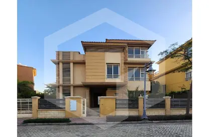 Villa - 5 Bedrooms - 6 Bathrooms for sale in Jeera - 13th District - Sheikh Zayed City - Giza