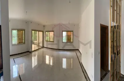 Villa - 4 Bedrooms - 4 Bathrooms for rent in Madinaty - Cairo