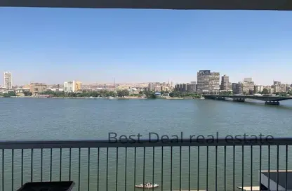 Apartment - 3 Bedrooms - 3 Bathrooms for sale in Nile St. - Dokki - Giza