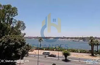 Apartment - 2 Bedrooms - 2 Bathrooms for sale in Cornish El Nile St. - Maadi - Hay El Maadi - Cairo