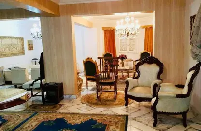 Villa - 7+ Bedrooms - 6 Bathrooms for sale in South Teseen St. - The 5th Settlement - New Cairo City - Cairo