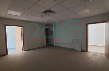 Clinic - Studio - 1 Bathroom for rent in Arkan Plaza - 26th of July Corridor - Sheikh Zayed City - Giza