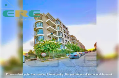 Apartment - 2 Bedrooms - 2 Bathrooms for sale in Tag Sultan - Ring Road - Cairo