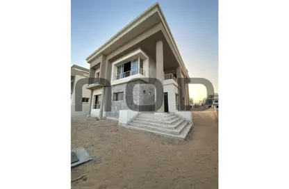 Villa - 5 Bedrooms - 4 Bathrooms for sale in Cairo Festival City - North Investors Area - New Cairo City - Cairo