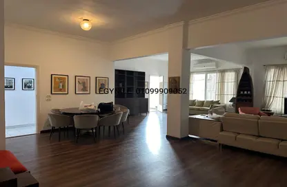 Apartment - 3 Bedrooms - 3 Bathrooms for rent in Mohamed Mazhar St. - Zamalek - Cairo