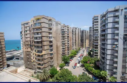 Apartment - 3 Bedrooms - 2 Bathrooms for sale in Al Ekbal St. - Laurent - Hay Sharq - Alexandria