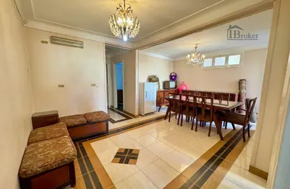 Apartment - 3 Bedrooms - 1 Bathroom for sale in Doctor Al Sabongy St. - Saba Basha - Hay Sharq - Alexandria