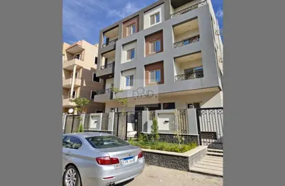 Apartment - 3 Bedrooms - 2 Bathrooms for sale in North Lotus - El Lotus - New Cairo City - Cairo