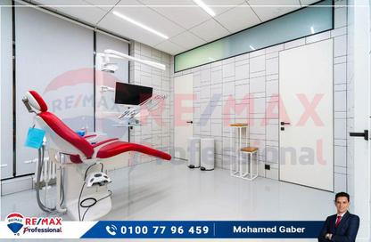 Clinic - Studio - 1 Bathroom for sale in 14th of May Bridge - Smouha - Hay Sharq - Alexandria