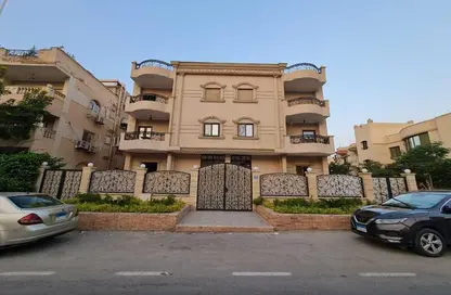 Duplex - 5 Bedrooms - 3 Bathrooms for sale in Mohamed Fawzi St. - Al Narges 7 - Al Narges - New Cairo City - Cairo