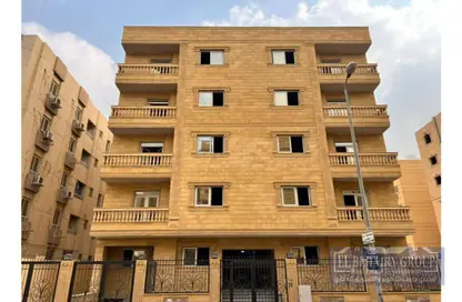 Apartment - 3 Bedrooms - 3 Bathrooms for sale in South Lotus - El Lotus - New Cairo City - Cairo