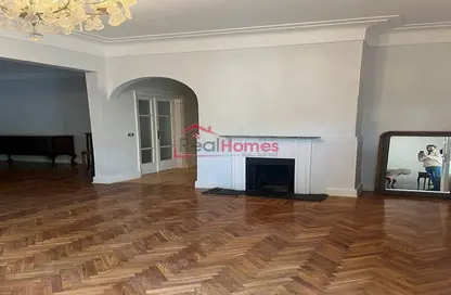 Apartment - 2 Bedrooms - 2 Bathrooms for rent in Sarayat Al Maadi - Hay El Maadi - Cairo