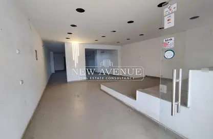 Retail - Studio - 1 Bathroom for rent in Street 9 - Al Hadaba Al Olya - Mokattam - Cairo