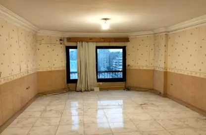 Apartment - 3 Bedrooms - 2 Bathrooms for sale in Sayed Afifi Aly St. - Ard El Golf - Heliopolis - Masr El Gedida - Cairo